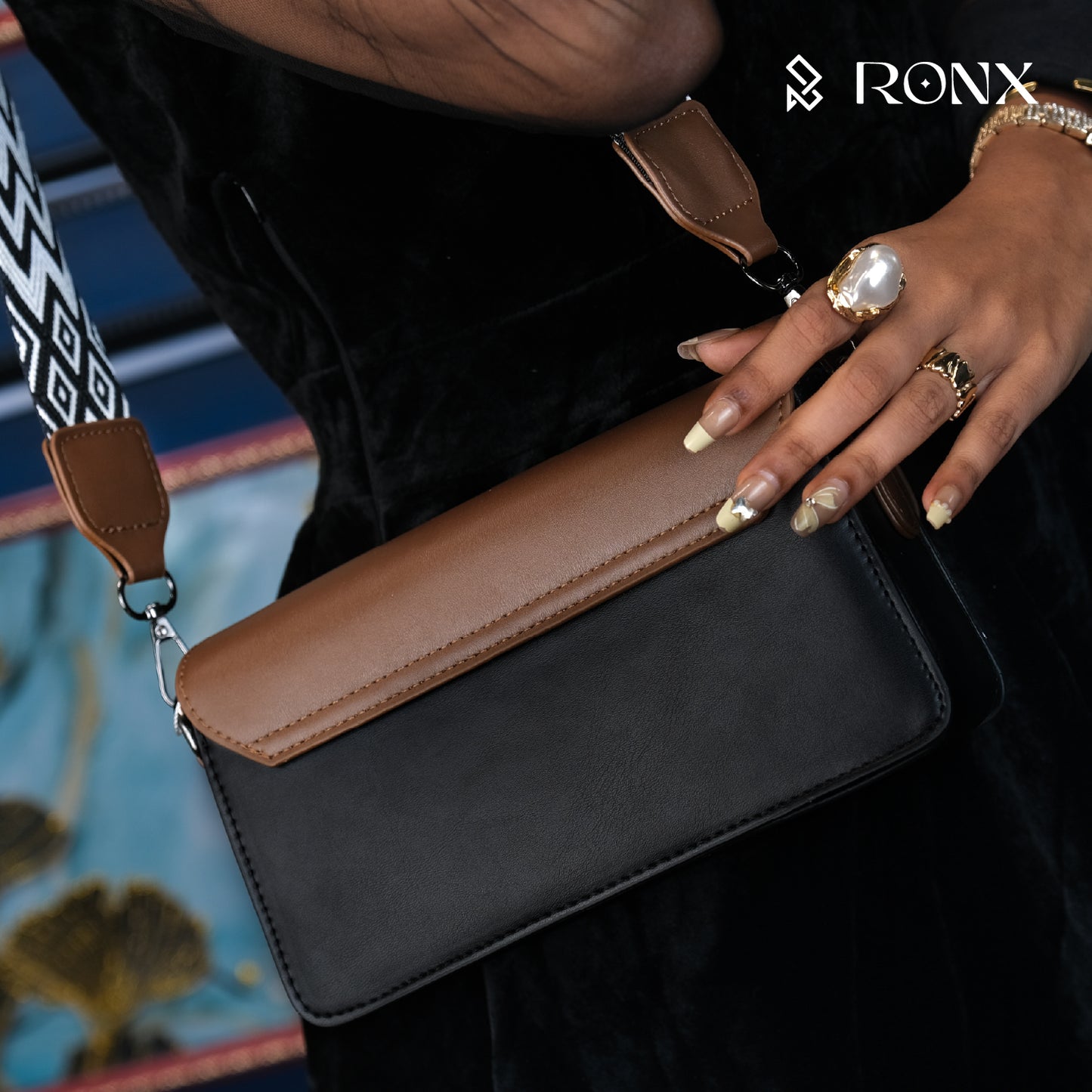 Vintage Grace Handbag