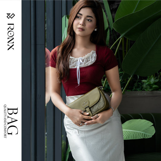 Royal Noir Handbag
