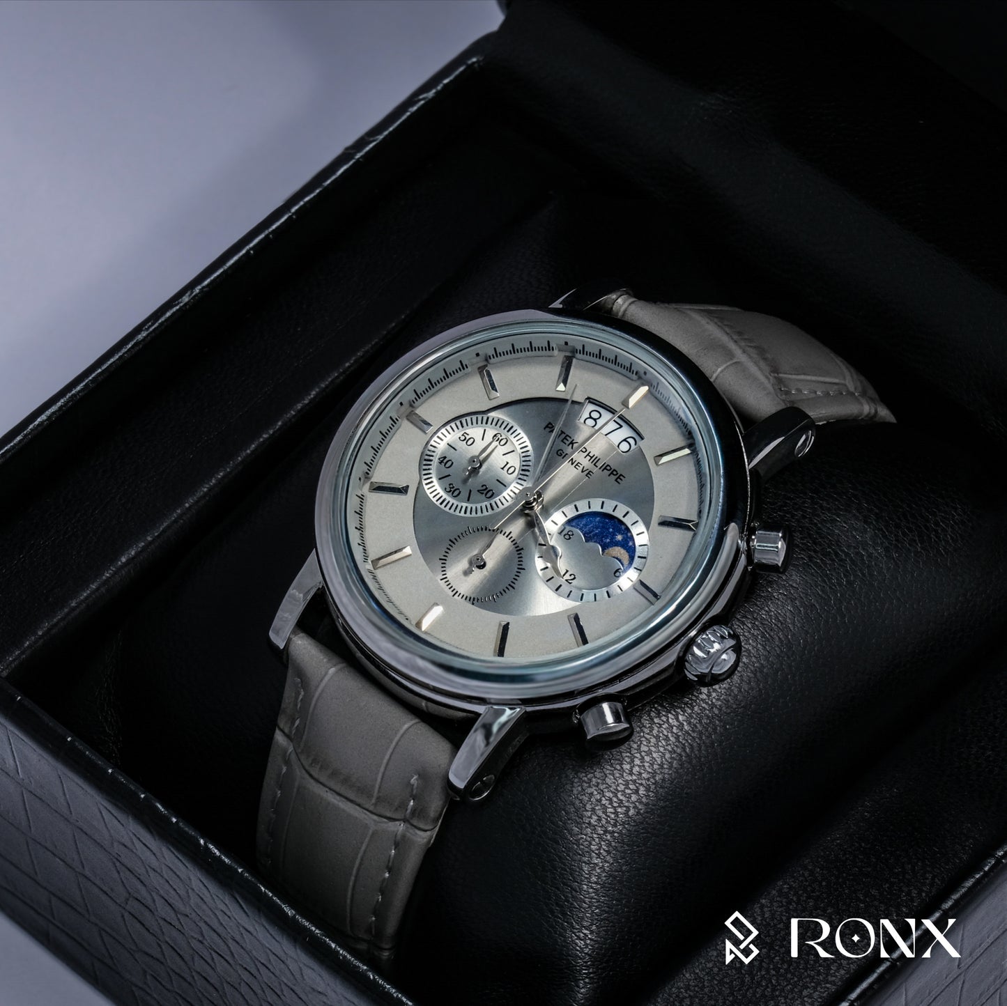 Classic Chronograph Leather Watch