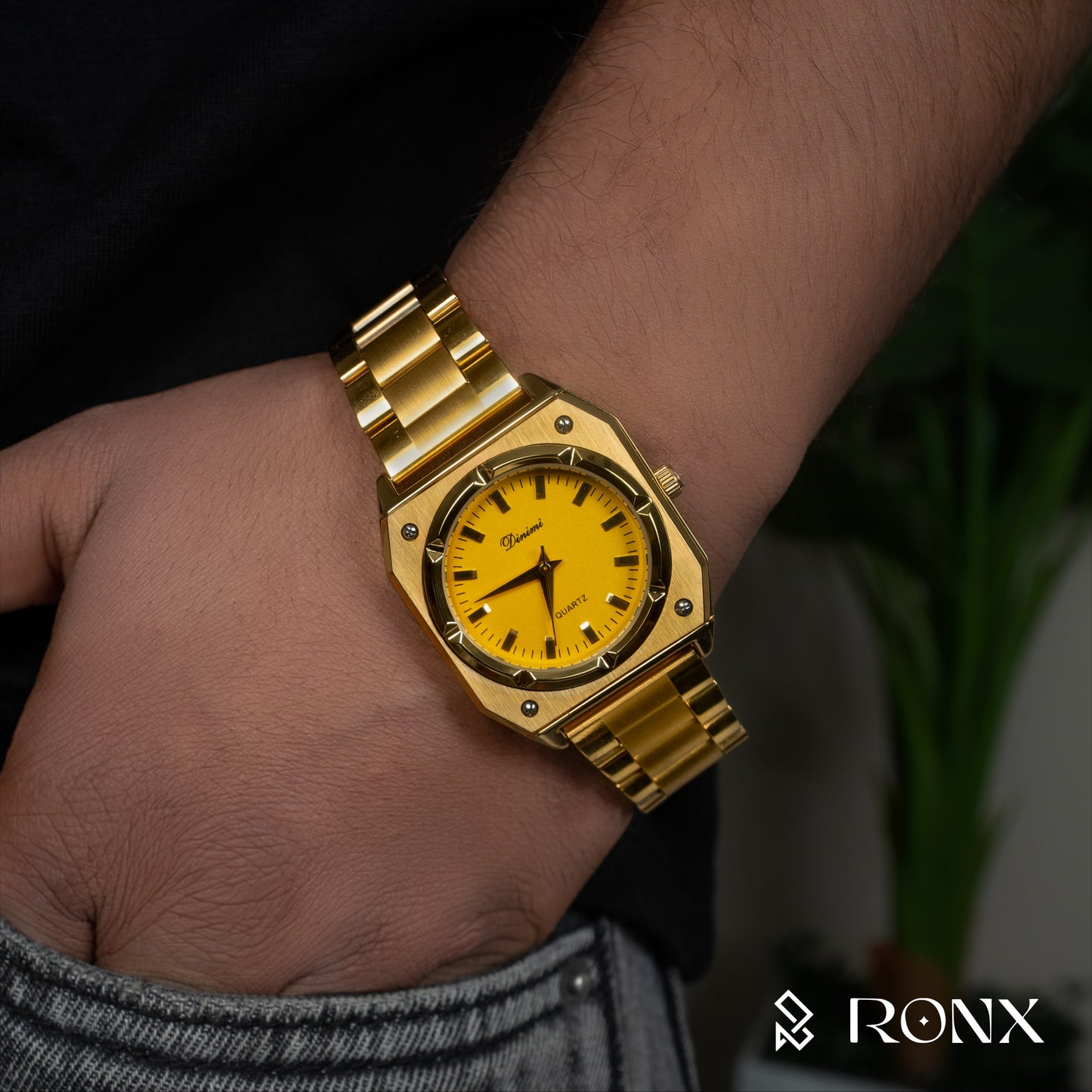Golden Timepiece Men’s Watch